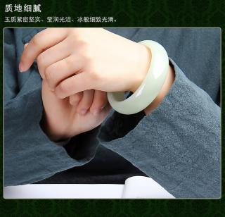 7000年和田玉手镯白玉玉镯子送女友送妈妈附鉴定